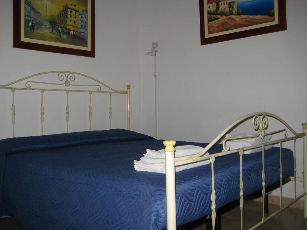 מלון נוטו Agriturismo Calamosche מראה חיצוני תמונה