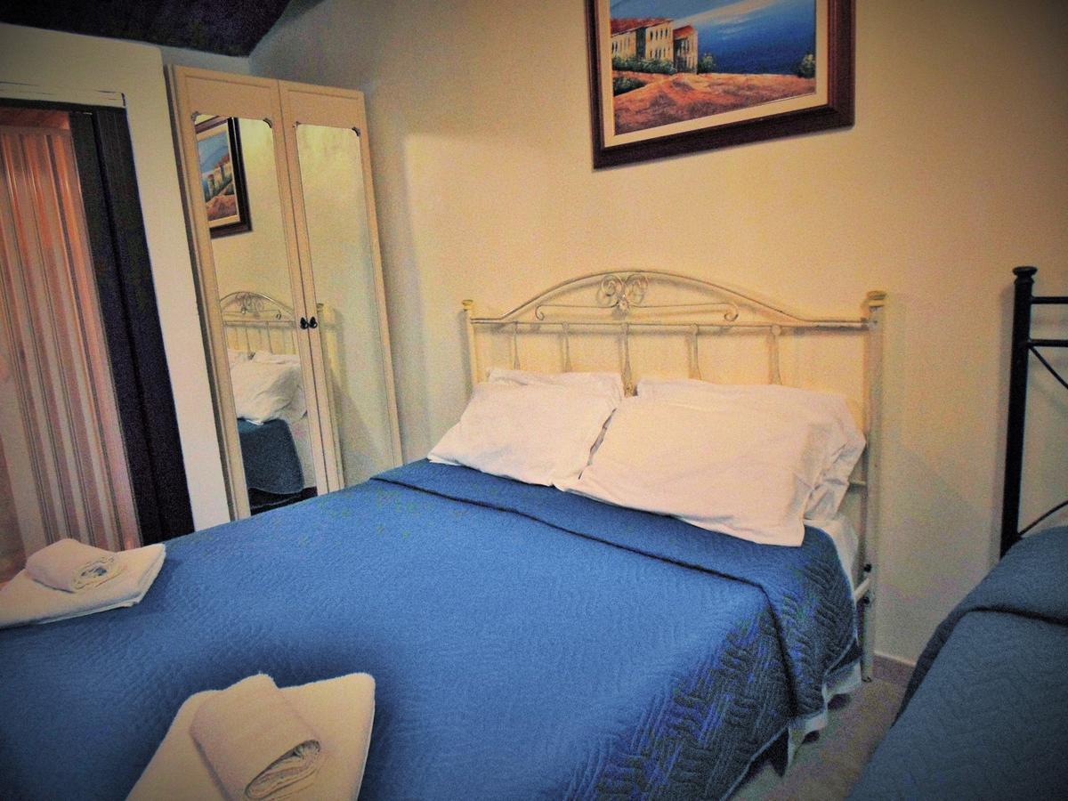 מלון נוטו Agriturismo Calamosche מראה חיצוני תמונה